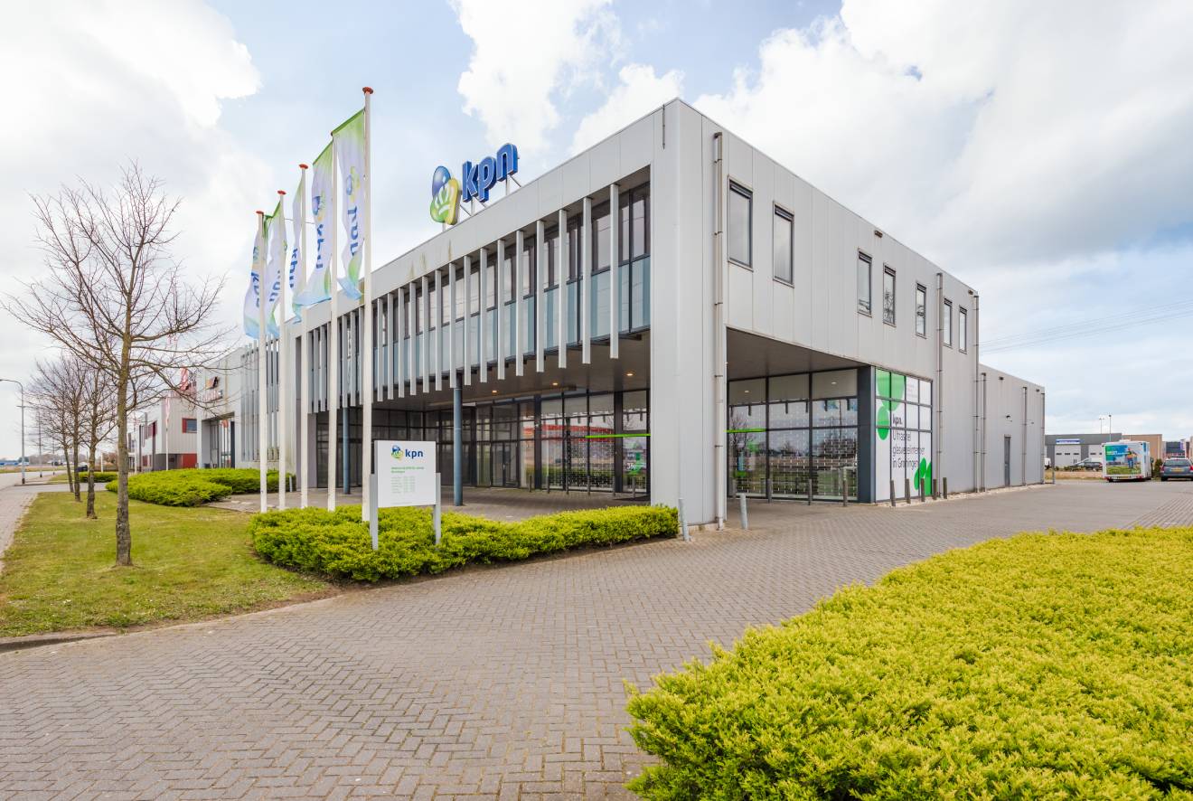 Multifunctioneel bedrijfsverzamelgebouw in Groningen